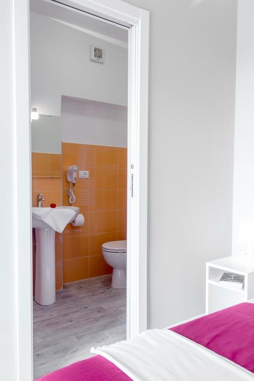 B&B Rosemary Rooms โรม ภายนอก รูปภาพ